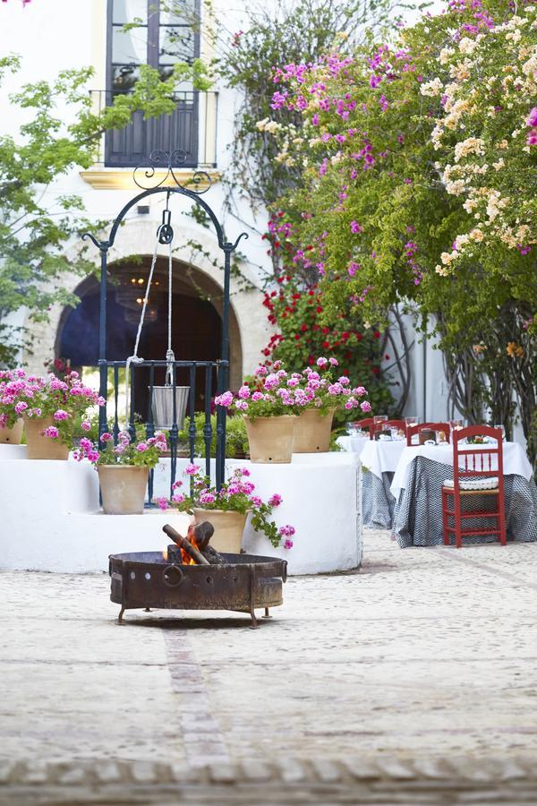 Hacienda De San Rafael Hotell Las Cabezas de San Juan Eksteriør bilde